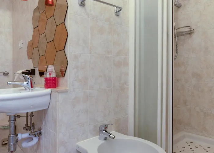 Vista&Capriccio 2 アパート *